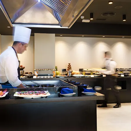 ホテル Costa Del Sol 3*