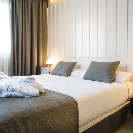 Hotel Costa Del Sol 3*