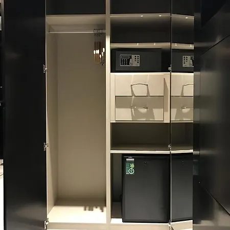 ホテル コスタ デル ソル トレモリノス