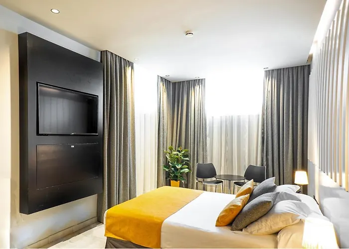 Hotel Costa Del Sol 3*