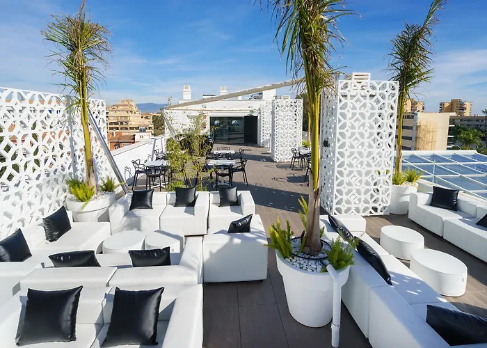 Hotel Costa Del Sol 3*