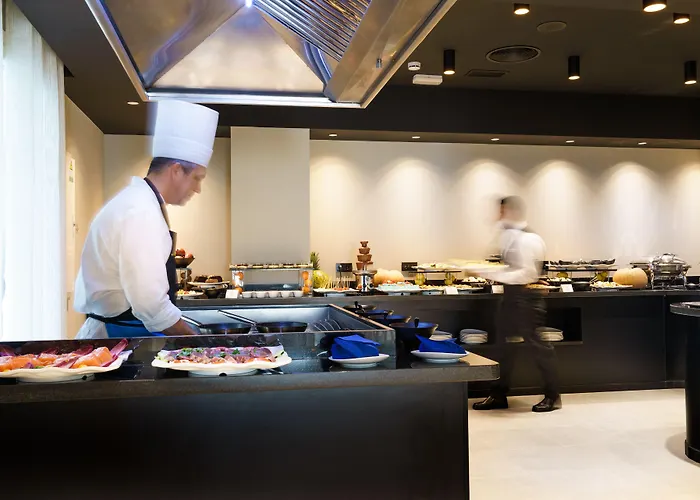 Отель Costa Del Sol 3*