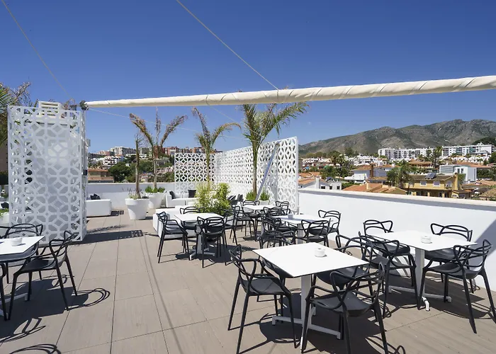 Отель Costa Del Sol 3*